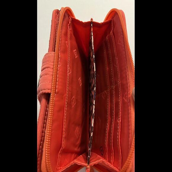 vera bradley pink quilted Wallet - Picture 9 of 15